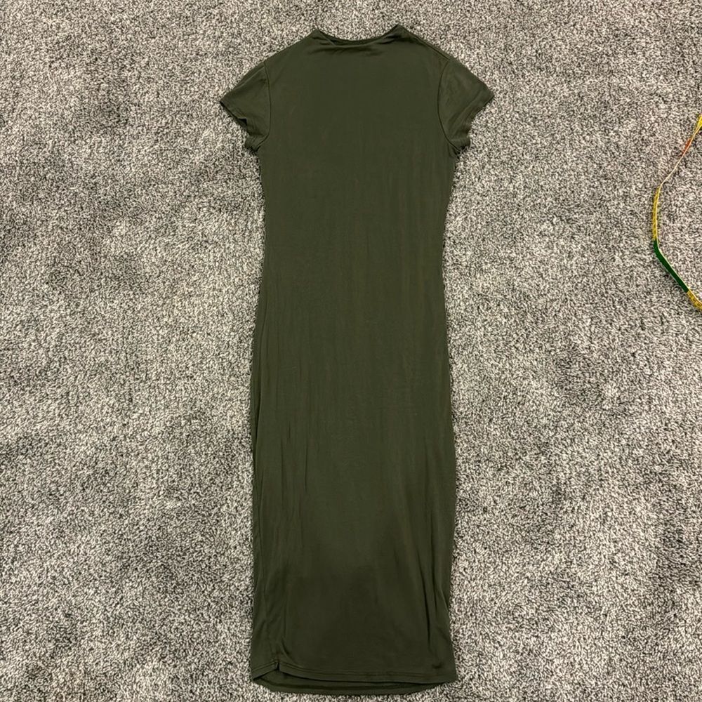 Vibe Olive Green Midi Dress